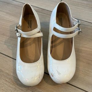 Harper canyon white patent leather heeled Mary Jane girls shoes